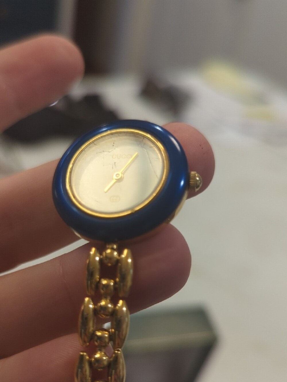 Gucci Gold Bracelet Watch with Blue Bezel and Multi-Color Interchangeable Bezels - Picture 4 of 7
